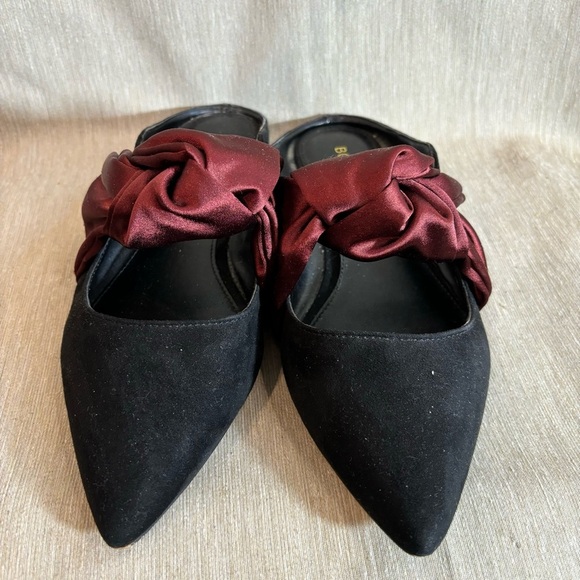 BCBGENERATION Sz 8B Nessa Micro Suede Satin Bow Knot Pointy Toe Slip On Mules - Picture 2 of 10